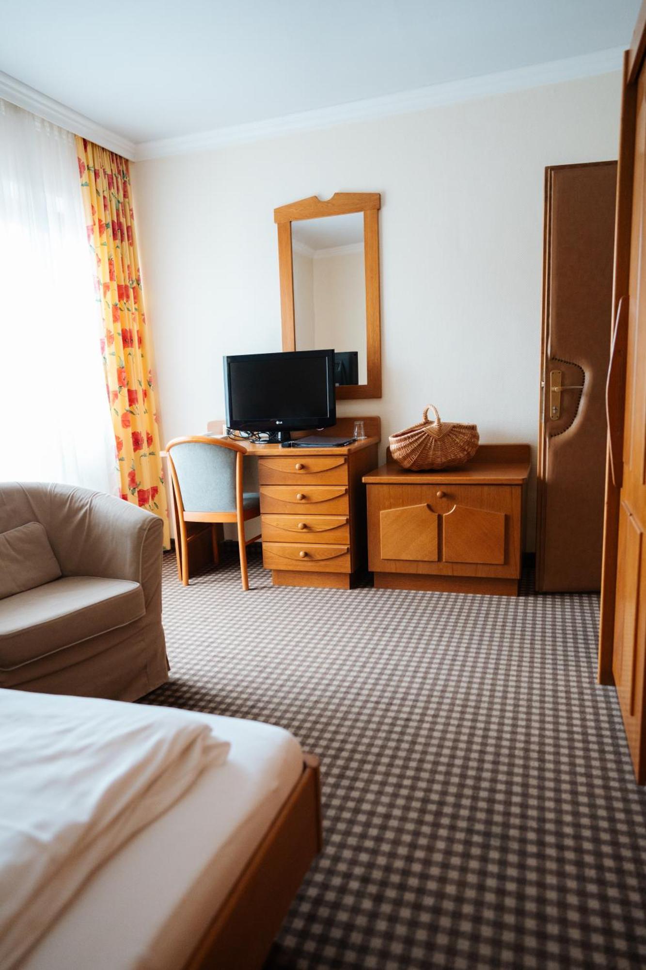 Seehotel Ressmann Drobollach am Faakersee Exterior photo