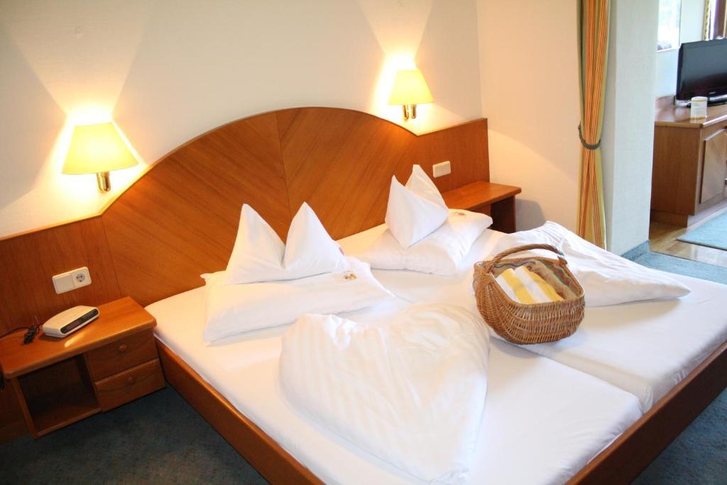 Seehotel Ressmann Drobollach am Faakersee Room photo